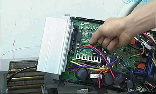 浔阳美的空调电话是多少